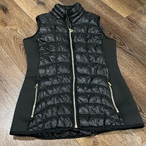 Michael Kors vests black puffer with Gold Details medium